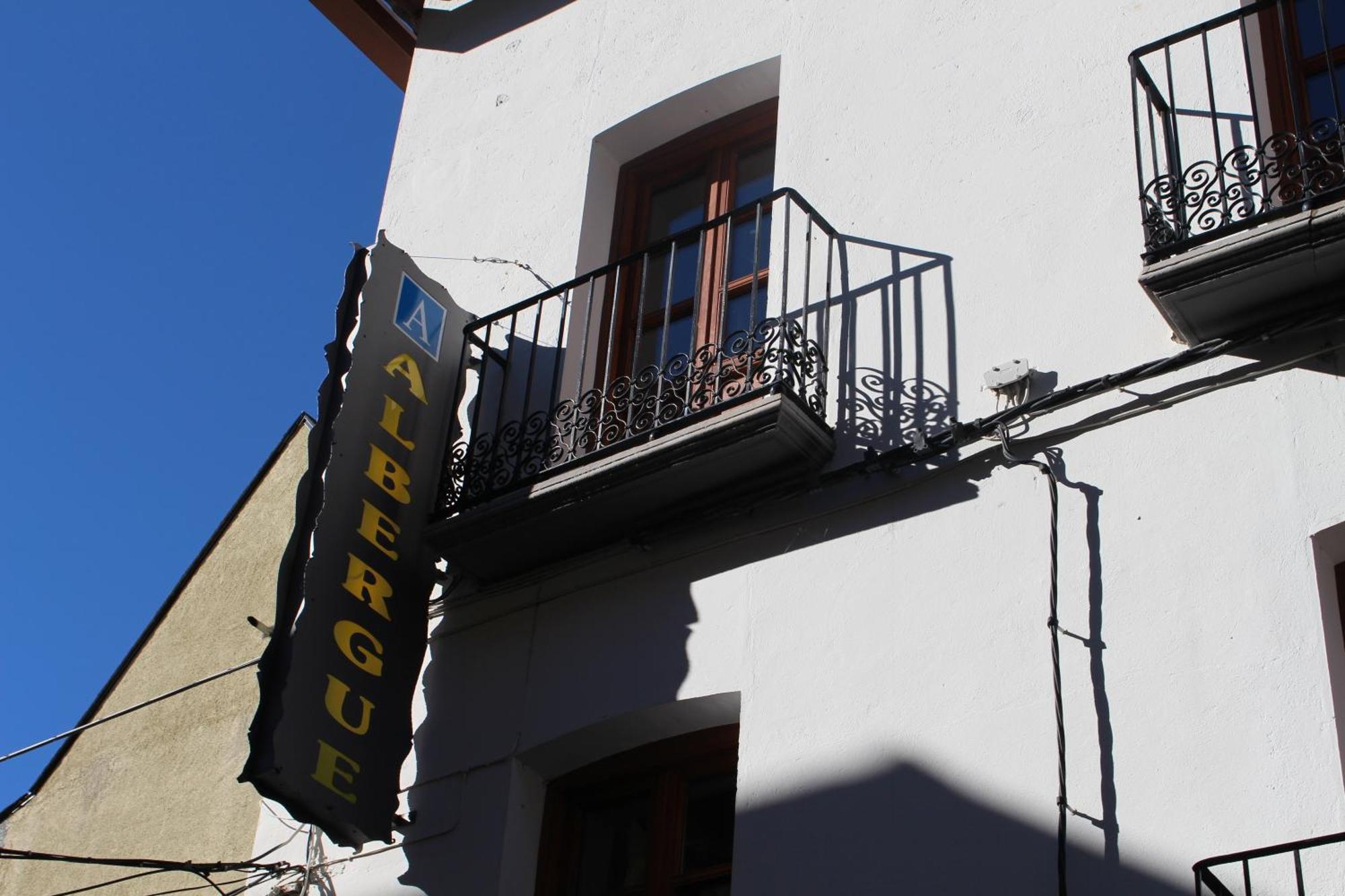 Albergue-Refugio Sargantana Canfranc Exterior photo